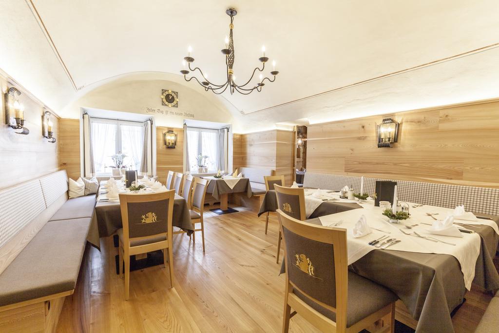 Gasthof Zum Goldenen Loewen Nauders Εξωτερικό φωτογραφία