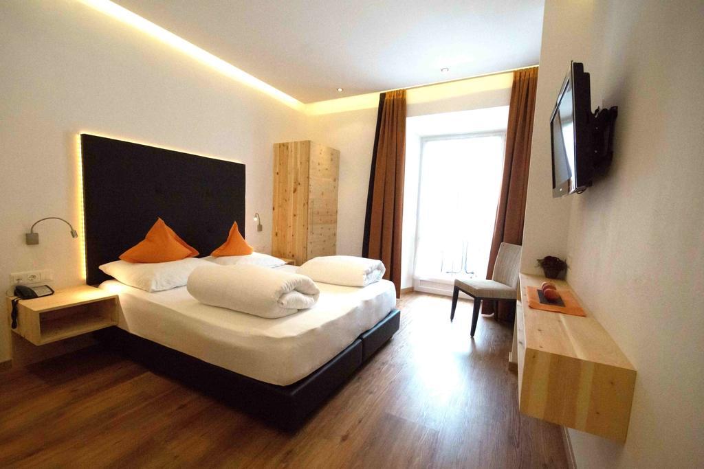 Gasthof Zum Goldenen Loewen Nauders Εξωτερικό φωτογραφία